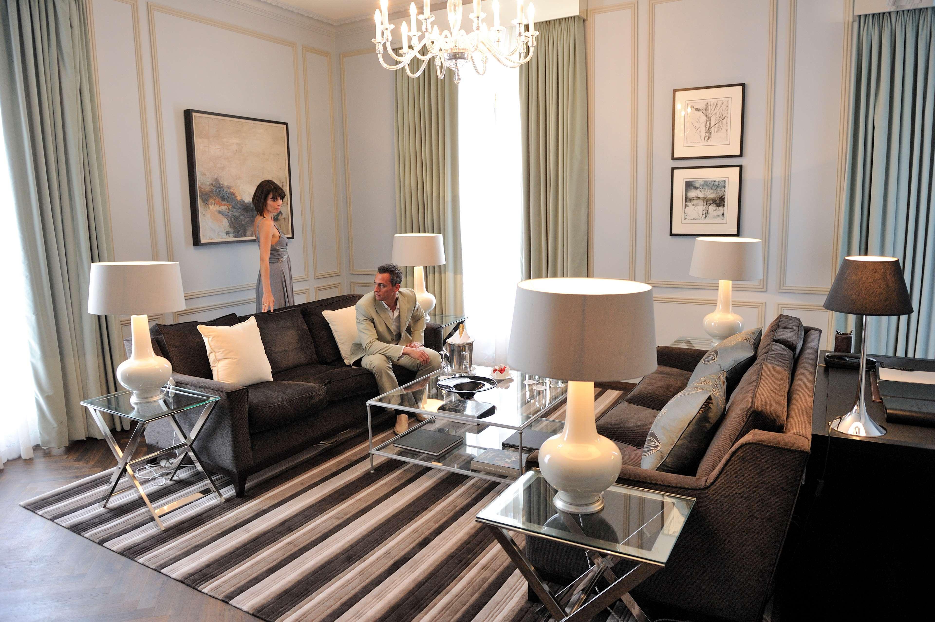 Waldorf Astoria Versailles - Trianon Palace Room photo The interior of a suite at the Mandarin Oriental, Munich